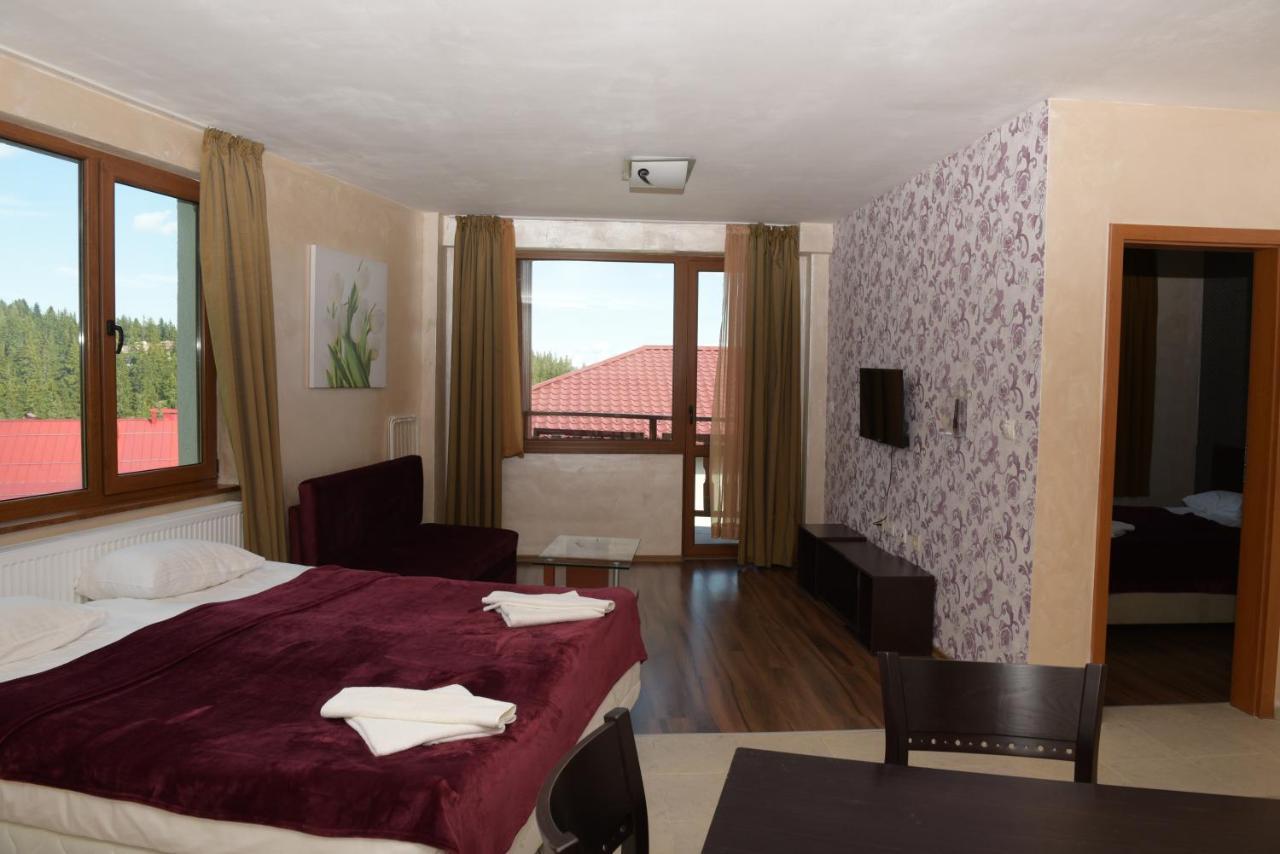 Aparthotel Forest Nook ปอมโปโรโว ภายนอก รูปภาพ
